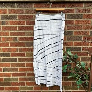 Express White Gray and Black Striped Brush Stroke Maxi Skirt
